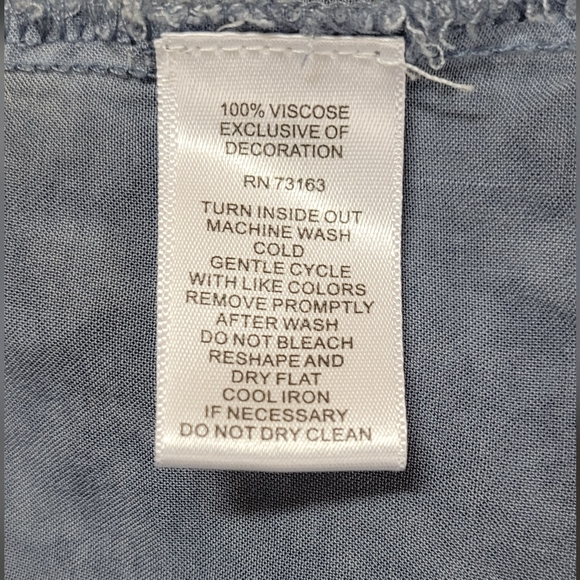 Spense bohemian v-neck top crochet collar smocked cuffs size large NWOT - Picture 4 of 5